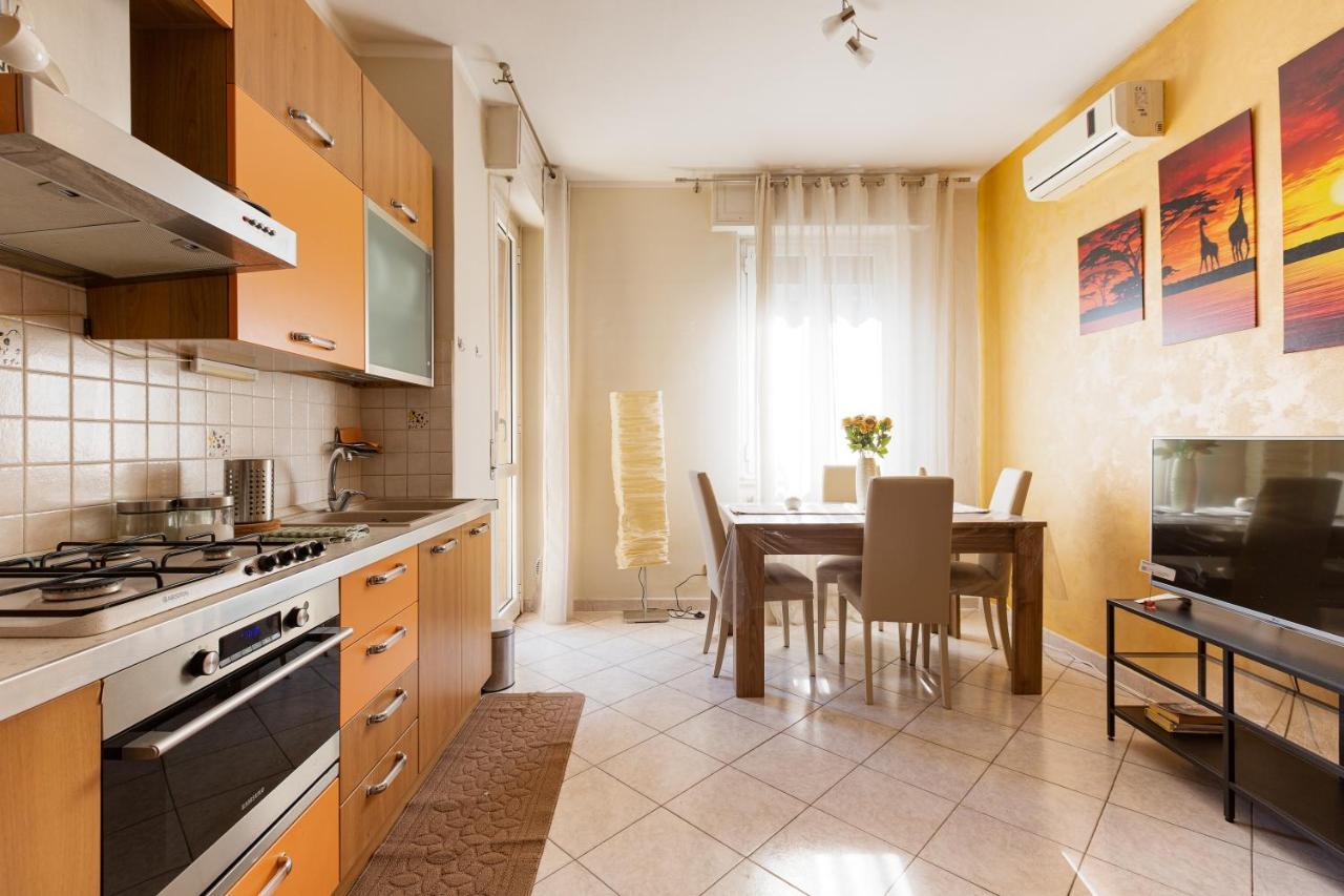 ミラノUdine M2 Balcony Aptアパートメント エクステリア 写真
