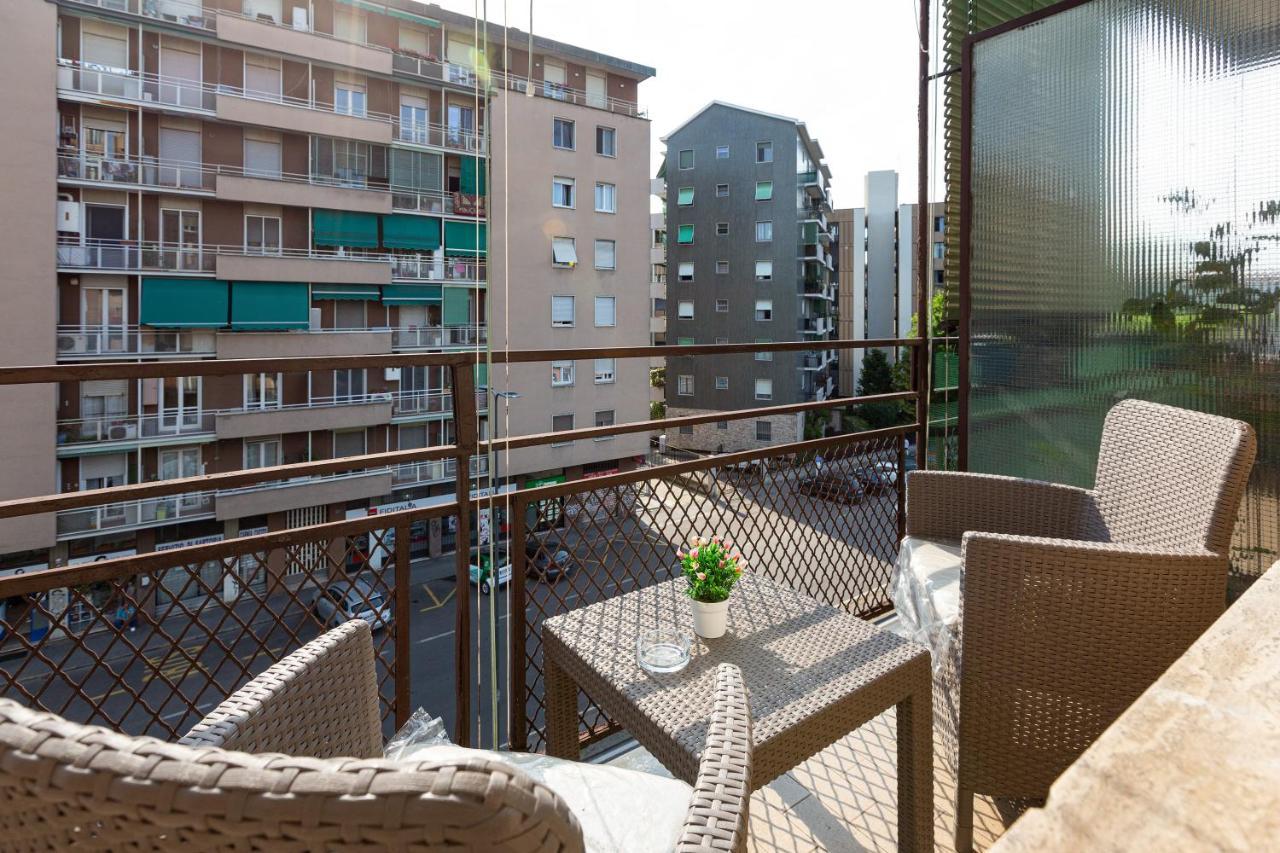 ミラノUdine M2 Balcony Aptアパートメント エクステリア 写真